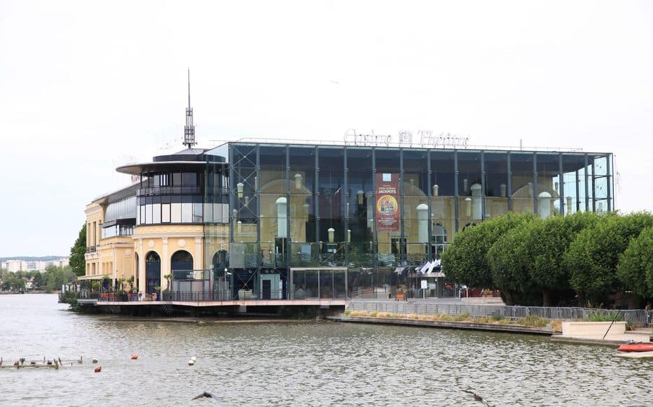 casino d'Enghien-les-Bains utilisé pour la promo de jeux en ligne